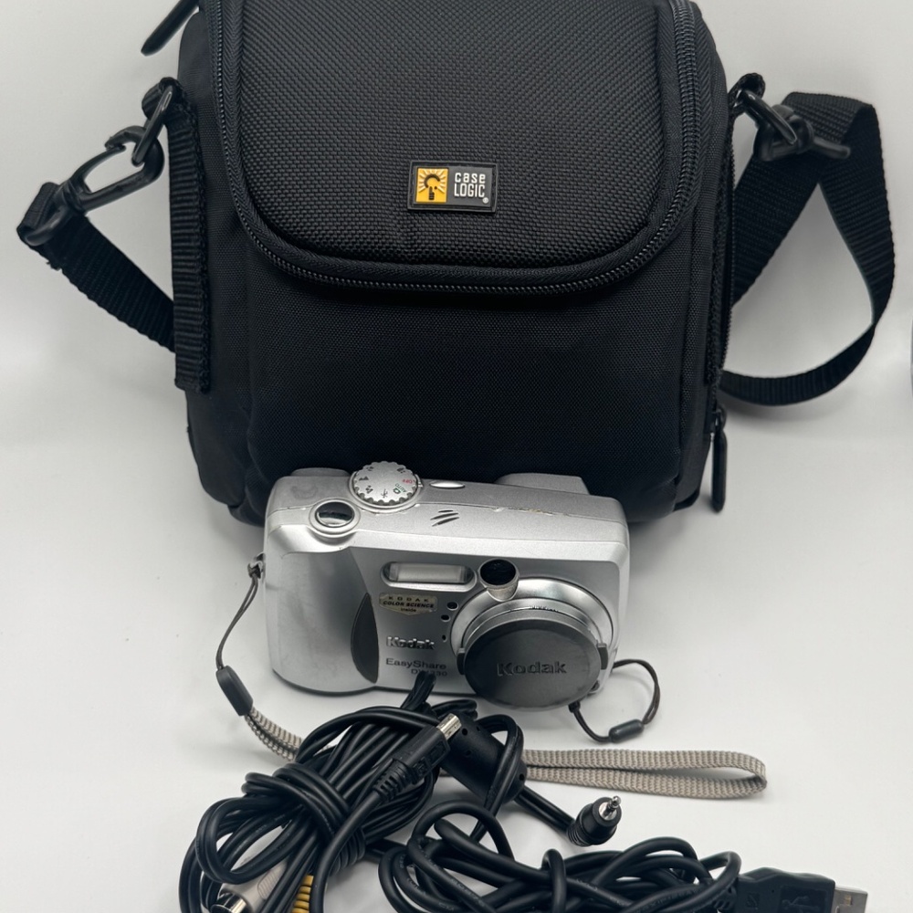 Kodak Easyshare DX4330 Tested Working 3.1 Mega Pixels, Case, Cords EUC READ